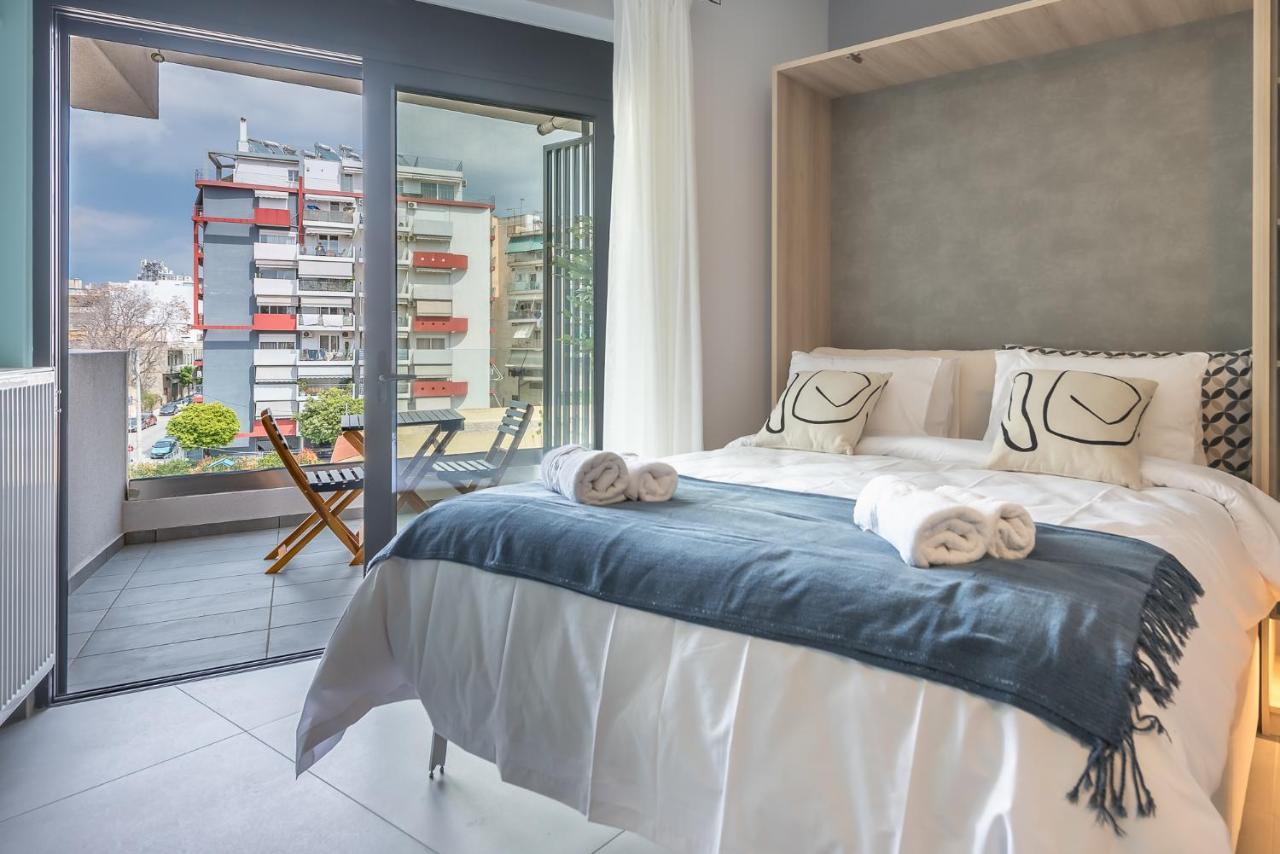 Stylish Urban Suites Atene Esterno foto