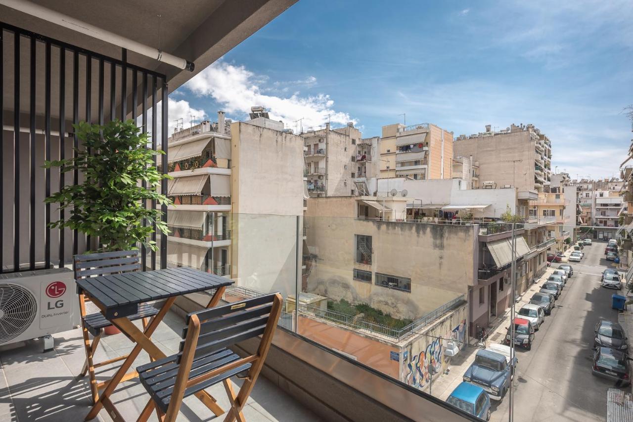 Stylish Urban Suites Atene Esterno foto