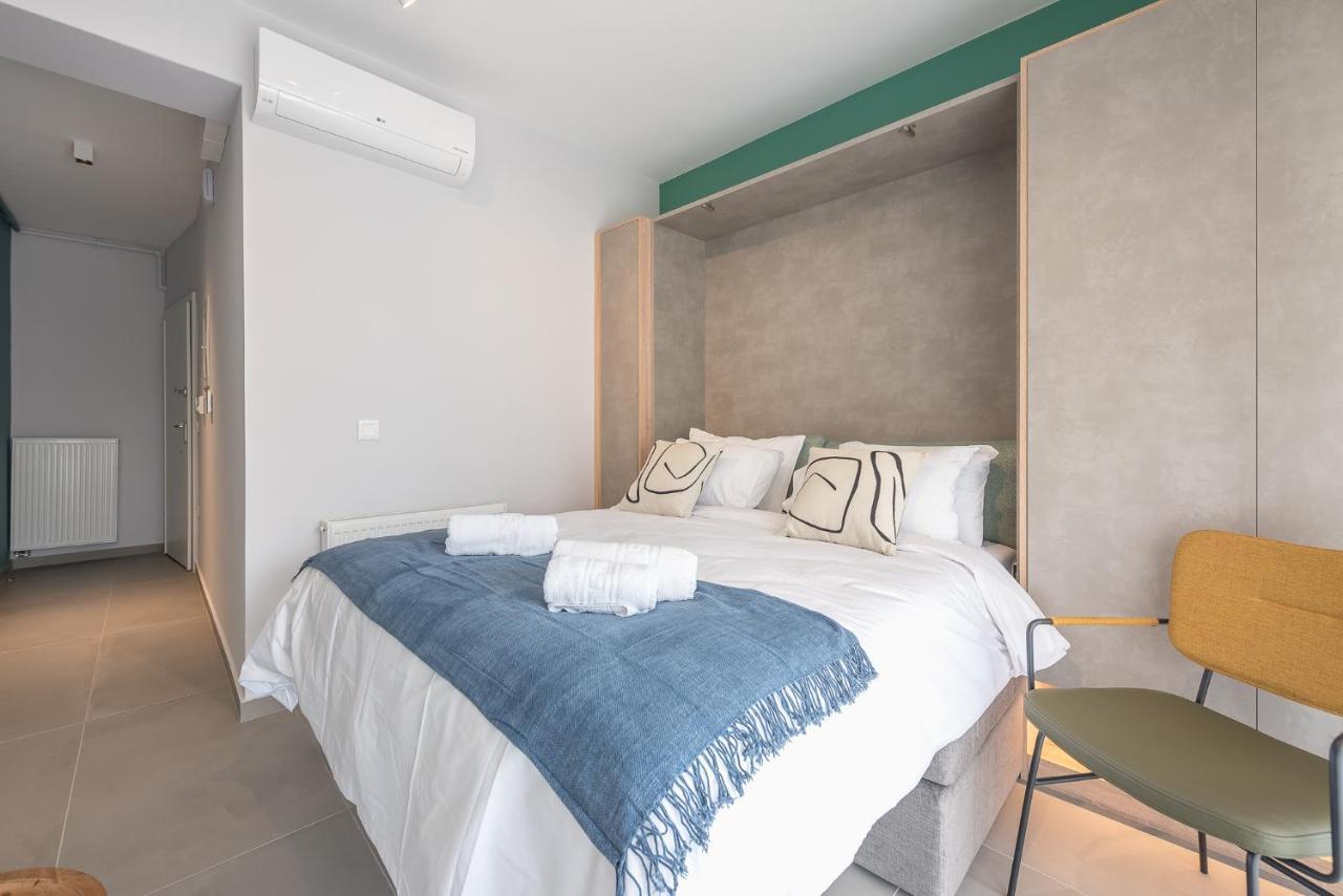 Stylish Urban Suites Atene Esterno foto