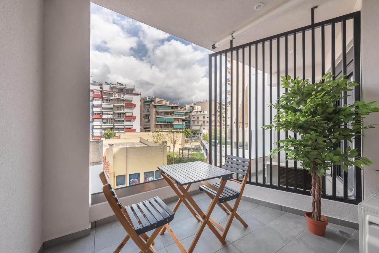 Stylish Urban Suites Atene Esterno foto