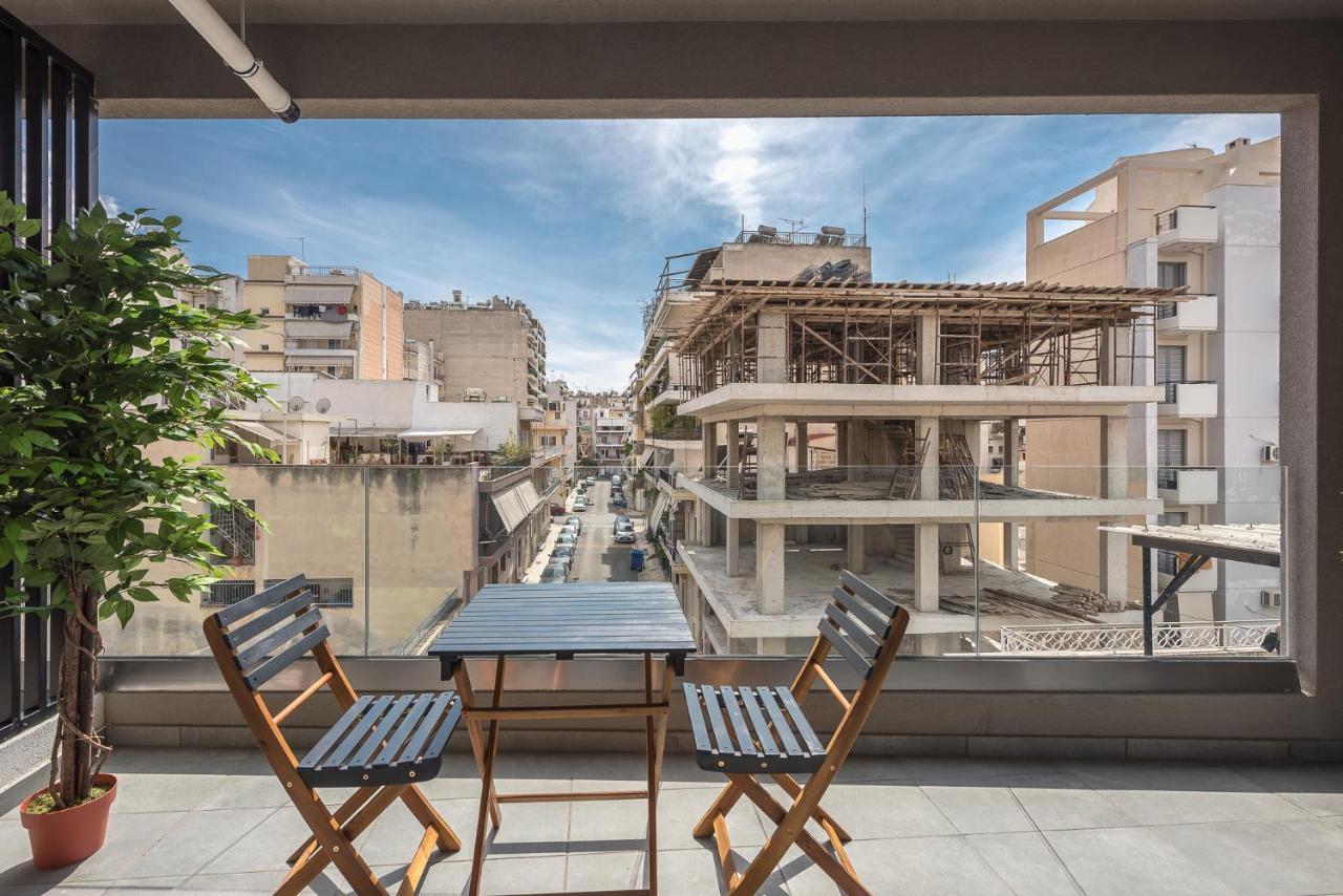 Stylish Urban Suites Atene Esterno foto