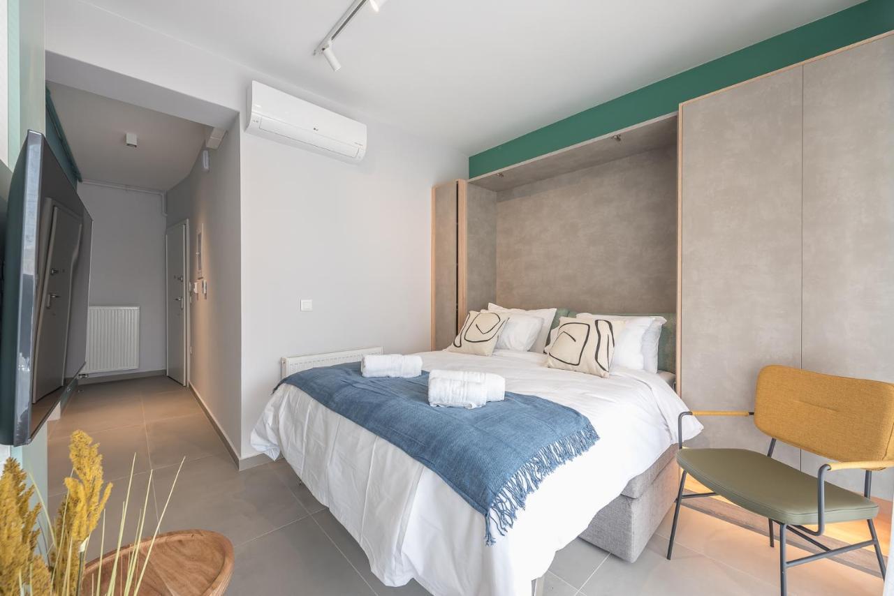 Stylish Urban Suites Atene Esterno foto