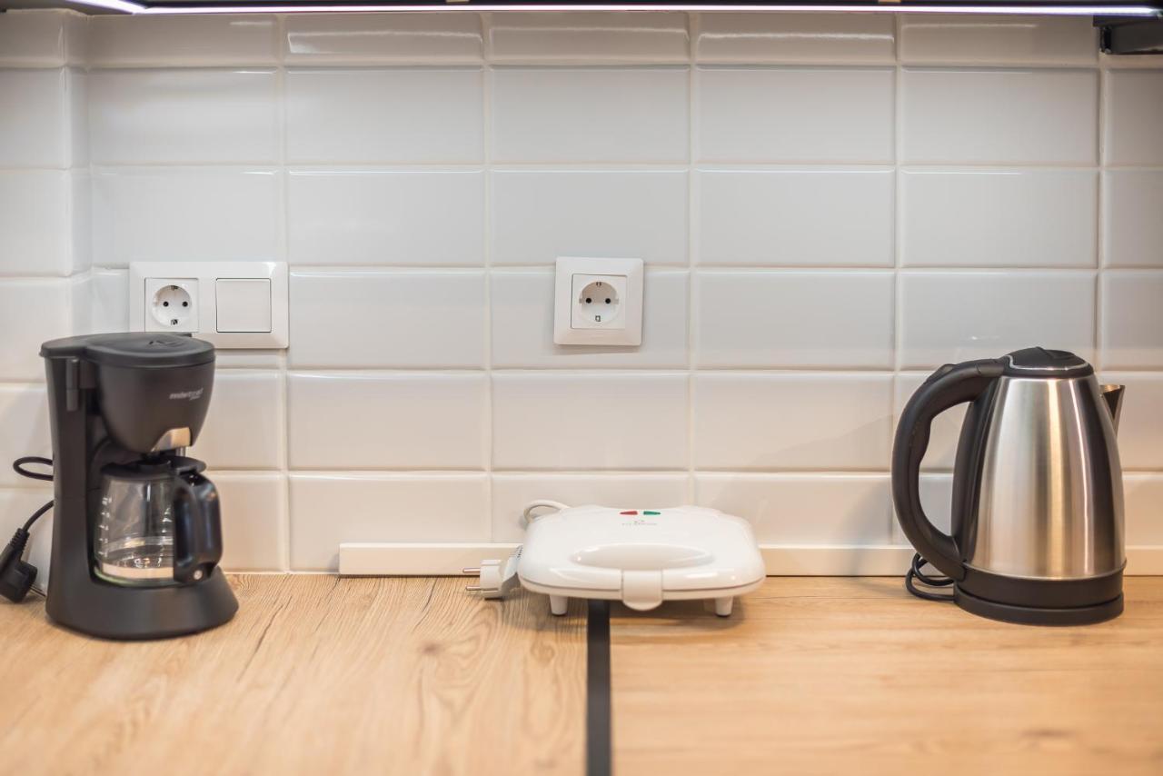 Stylish Urban Suites Atene Esterno foto