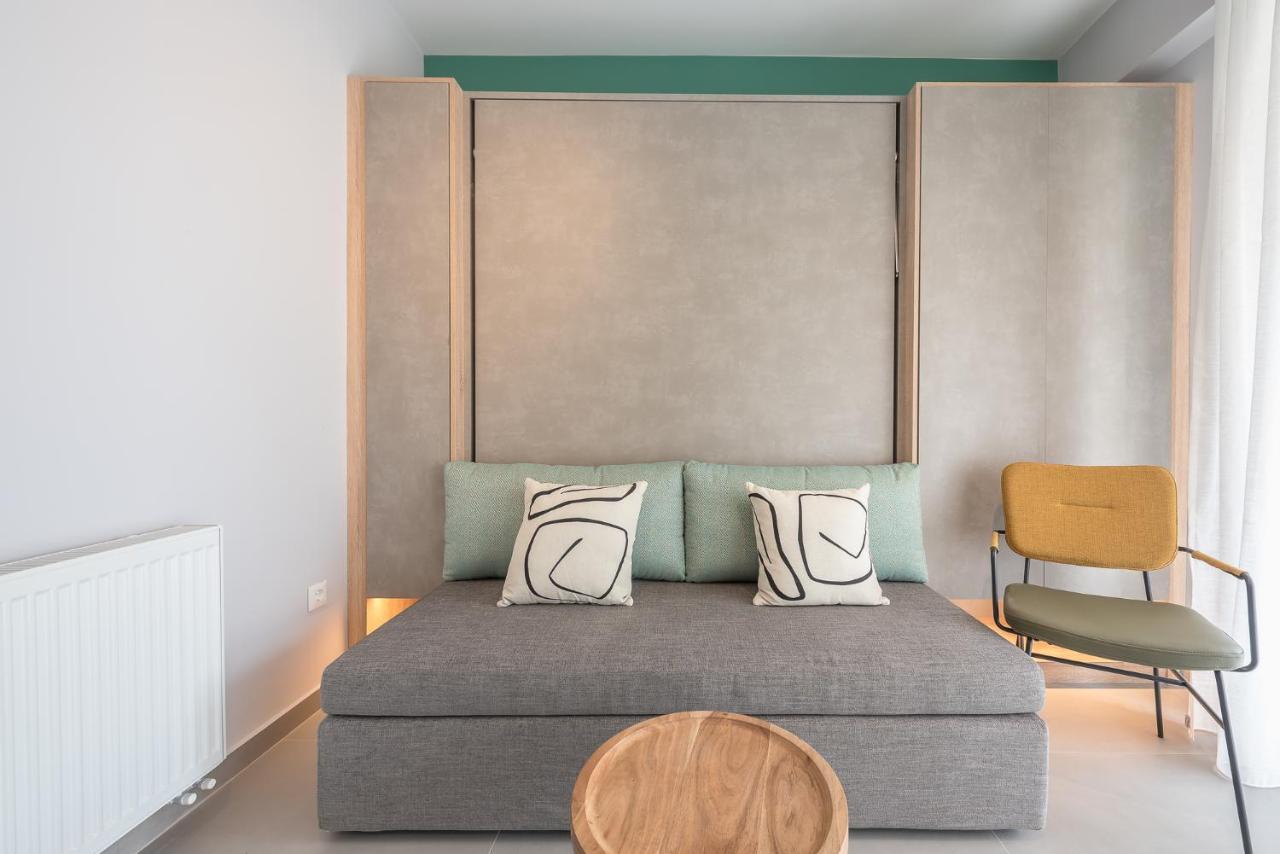 Stylish Urban Suites Atene Esterno foto